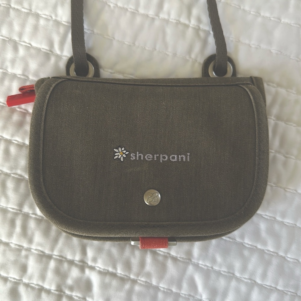 Sherpani Lindsay mini crossbody bag/wallet